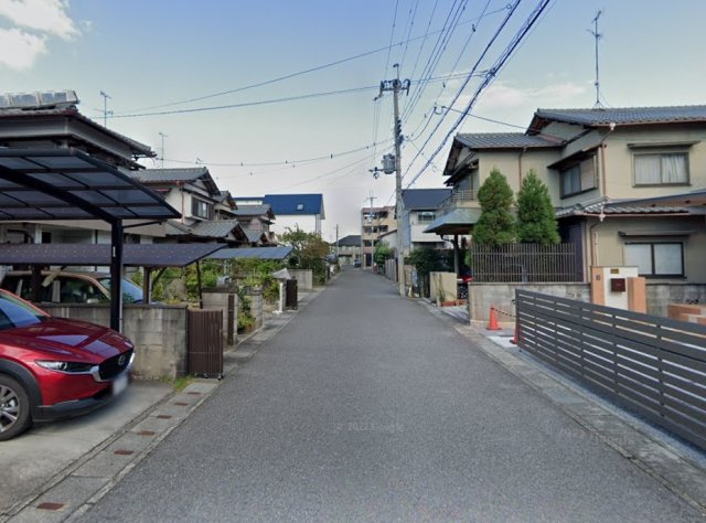 野洲市北野１丁目　売土地の前面道路含む現地写真