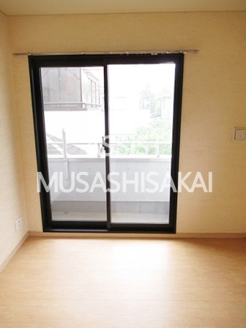 レーチェブティーノの洋室