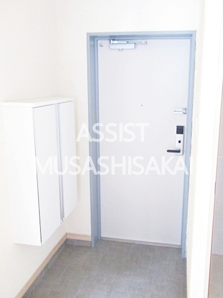 レーチェブティーノの玄関