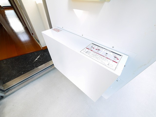 レオパレス大徳Ａの設備|宅配ボックスです