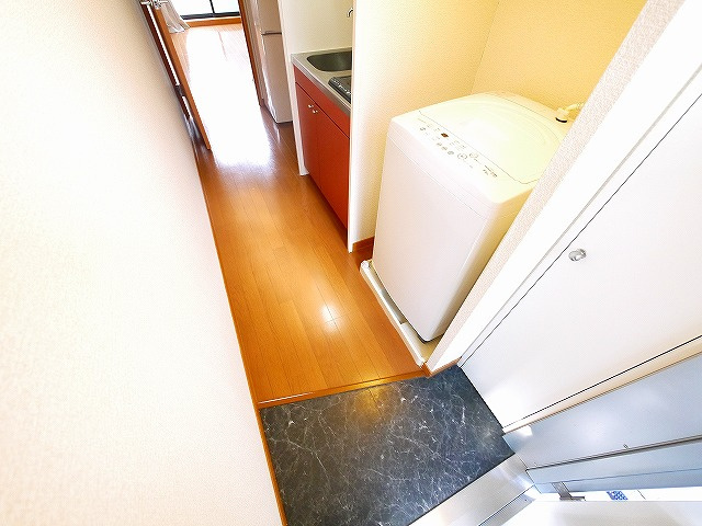 レオパレス大徳Ａの玄関|きれいな玄関です