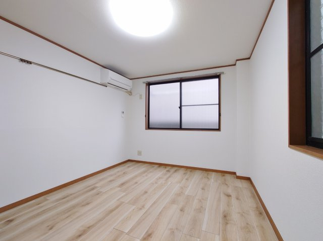 クレール小岩の居間・リビング