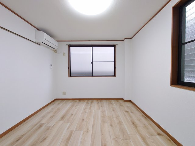 クレール小岩の寝室