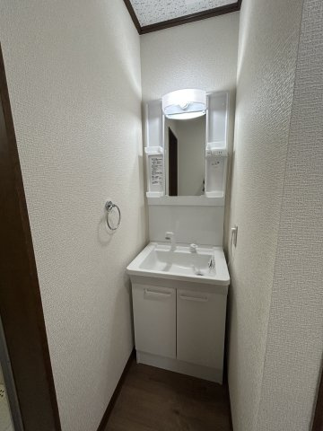ユニゾン東大泉の独立洗面台