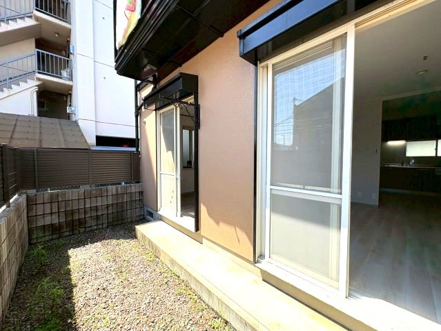 新栄プロパティーはびきのⅡのバルコニー