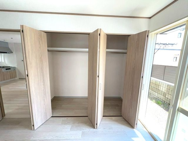 新栄プロパティーはびきのⅡの収納