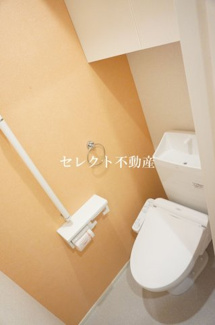 【トイレ】 | Ｓｈａｒｍ　Ｈａｗｋｓ　Ｂ | コンパクトで使いやすいトイレです