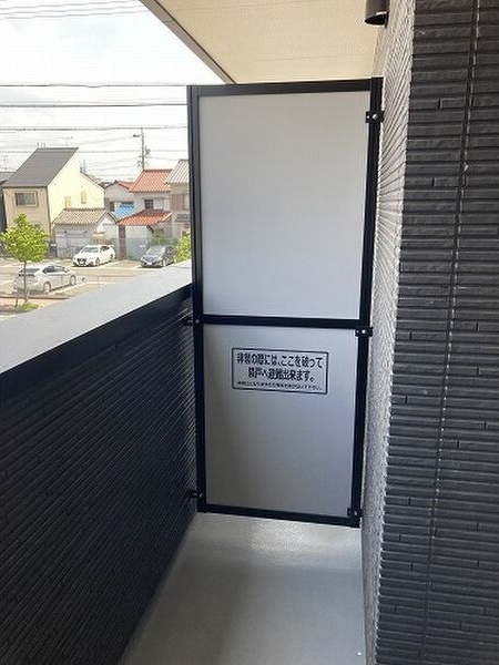 Precher　道徳通のバルコニー