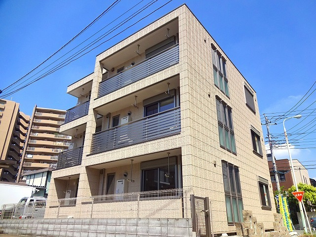 Ｙ’ｓ Ｓｔａｇｅ