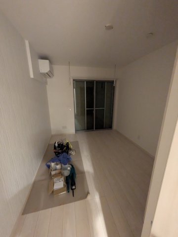 シャトーニイクラの居間・リビング