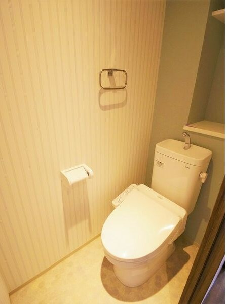 アーサー原のトイレ