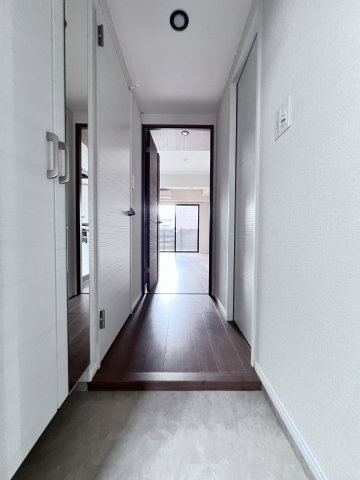 RESIAS ONE TENJINMINAMI BLDG．の玄関