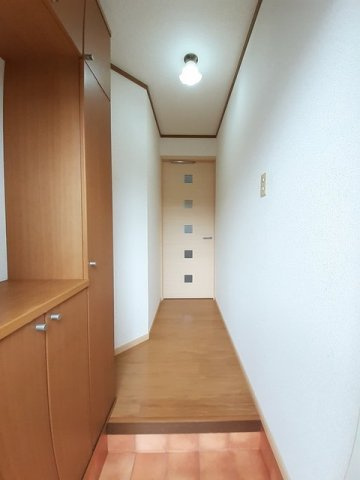 シャンゼリゼ弐番館の玄関|毎日通る玄関はこちらです