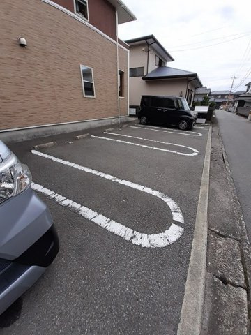 グリーンシトラスの駐車場|駐車場に車を止められます
