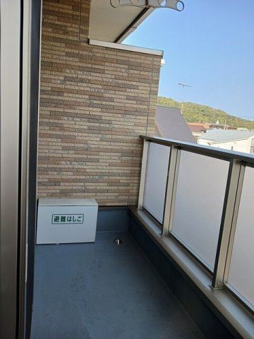 ＦＬＡＴ　Ｙ－Ⅲのバルコニー|陽当たり良好なバルコニーです