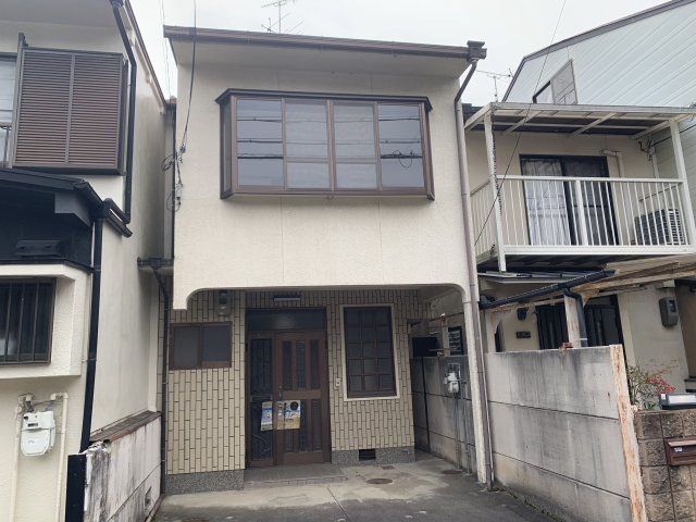 京都市北区上賀茂馬ノ目町　中古テラスハウスの外観