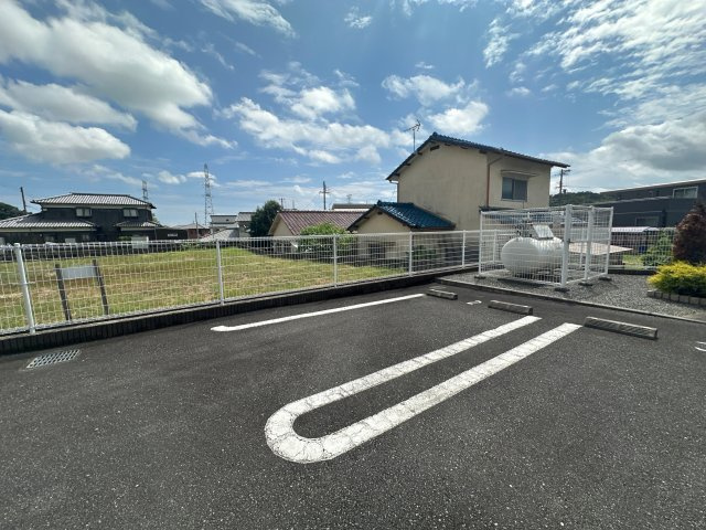 プロムナード大野の駐車場