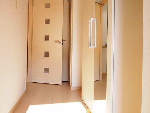 ベル池ノ下の玄関