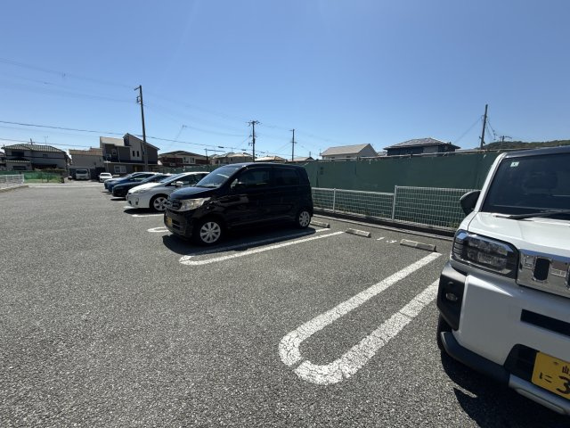 エクセラン國木Ⅰの駐車場