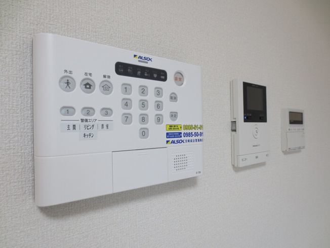 【セキュリティ】 | ハピネスアイワ | 105 ホームセキュリティ ＴＶインターホン オール電化給湯パネル