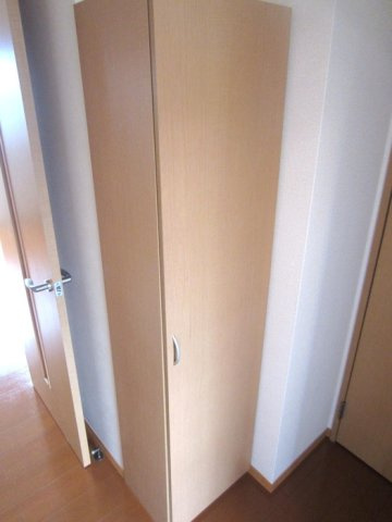 【その他】 | ユニヴェール白山 | 202 トールタイプシューズＢＯＸ