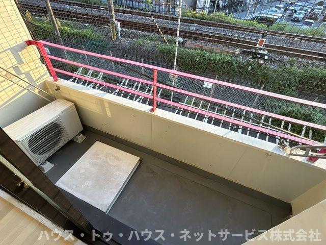 ジュネパレス新松戸第１６のバルコニー