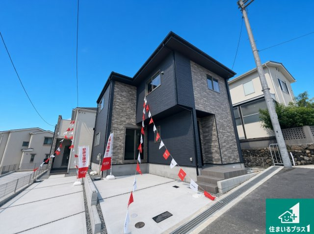 ■豊中市春日町　第4期　新築一戸建ての駐車場|駐車スペース！散水栓があるので、こまめに愛車を洗えます！
