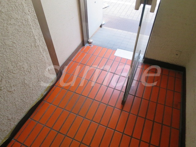 リヒトライフ侑里　東十条のロビー|入口内部です☆