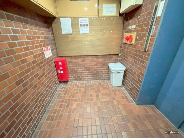 ラパンジール日本橋　仲介手数料無料のエントランス
