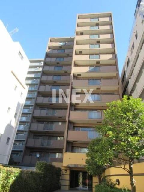 川崎市川崎区駅前本町の賃貸マンションの外観