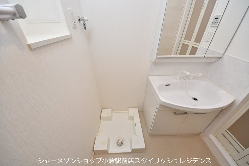 ギャラン竪町Neoの洗面所