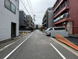 【前面道路含む現地写真】