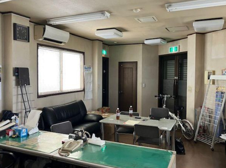 足立区入谷８丁目の倉庫