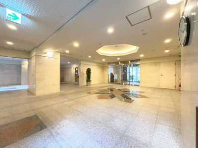 【ロビー】 | レジオンスクエア緑地公園4番館