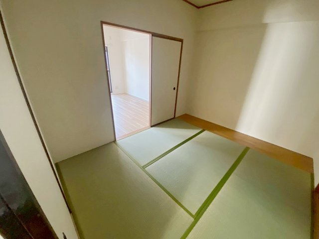 マンションむなかたの和室