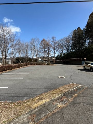 レダン白河の駐車場