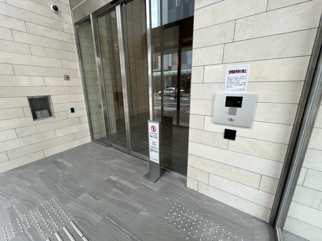 デュオヒルズ福井駅前のエントランス
