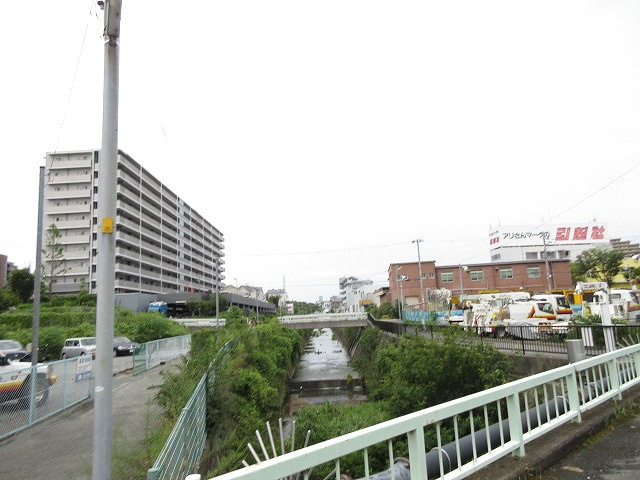 リブシャイン青葉丘南の周辺