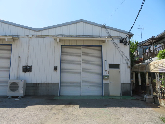川口市三ツ和１丁目の倉庫