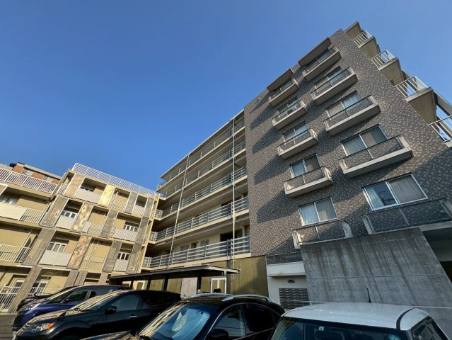 豊中市上新田２丁目の賃貸マンション