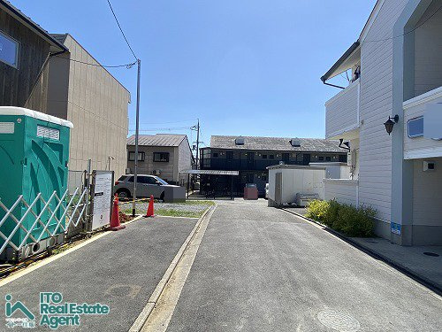 鷹峯光悦町 新築戸建 D区画の前面道路含む現地写真