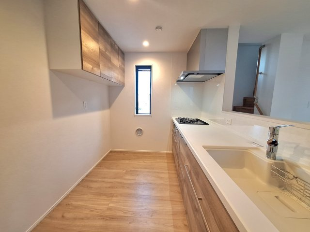 【その他】 | 市川市東国分2丁目　新築戸建 | 施工工務店の同程度仕様、施工例写真です。早期ご成約に限り、外壁のデザインやフローリングのカラーセレクト等承ります♪