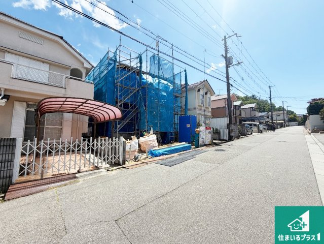 神戸市北区南五葉　第2期　新築一戸建ての前面道路含む現地写真|周辺は落ち着いた街並みの住宅地！子育てがしやすい住環境です！まだ未完成ですが、現地でしかわからない事もございます。是非一度ご覧ください。