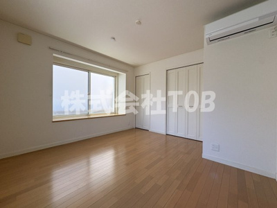 【洋室】 | 和泉１丁目戸建て | 1F　洋室7.5帖