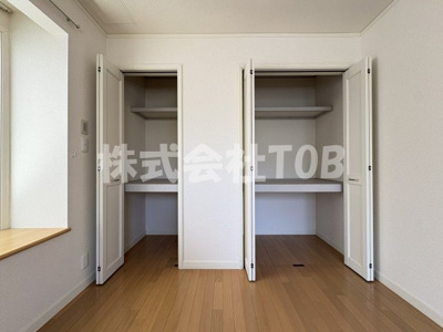 【収納】 | 和泉１丁目戸建て | 1F　洋室7.5帖　収納
