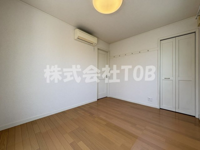 【洋室】 | 和泉１丁目戸建て | 2F　洋室6帖
