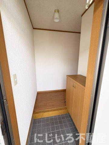 レジデンス梶島の玄関