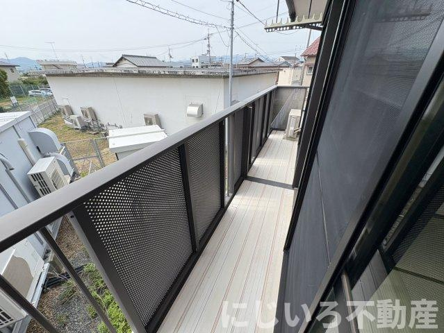 レジデンス梶島のバルコニー