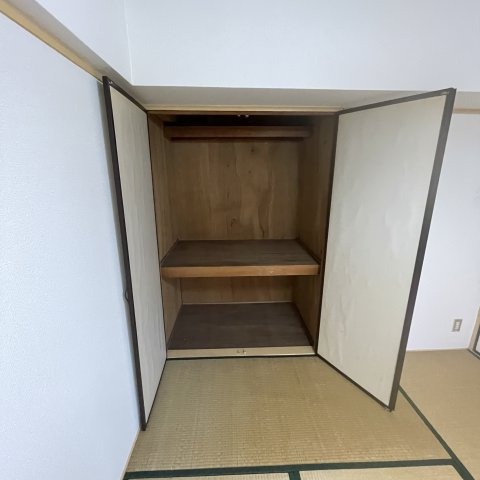室蘭東町第１住宅の収納