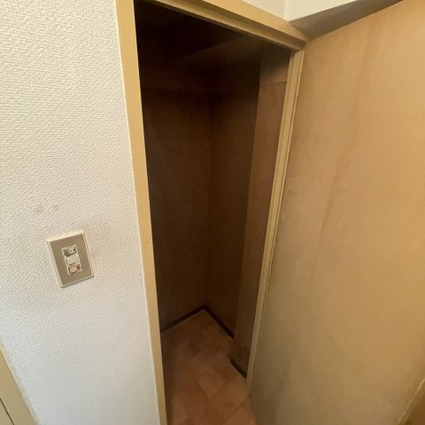 室蘭東町第１住宅の収納